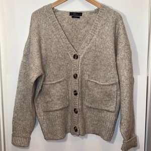 Zara  Knit V-neck cardigan